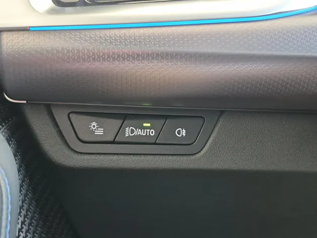 BMW 218d Active Tourer / ab 3,99% Leasing bei Abschluss einer Protect Autoversicherung
