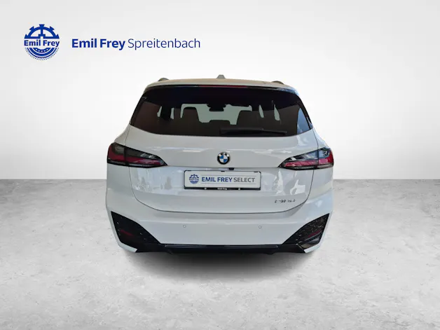 BMW 218d Active Tourer / ab 3,99% Leasing bei Abschluss einer Protect Autoversicherung