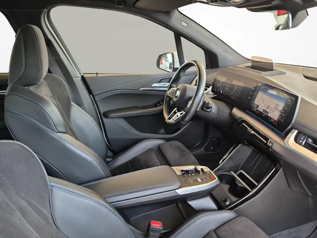 BMW 218d Active Tourer / ab 3,99% Leasing bei Abschluss einer Protect Autoversicherung