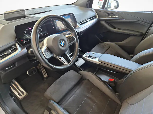 BMW 218d Active Tourer / ab 3,99% Leasing bei Abschluss einer Protect Autoversicherung