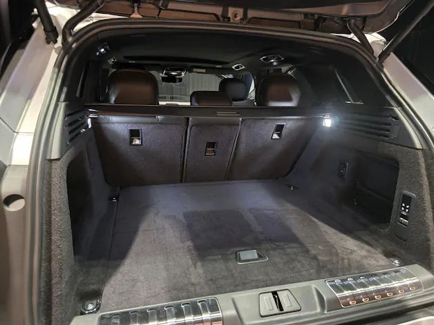 Land Rover Range Rover Sport 3.0 I6 P460e SE Dynamic