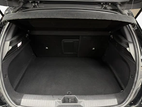 https://vehicle.imgix.net/4373626/d6d400e8-325a-4c3b-bde3-b848863e062a.jpg
