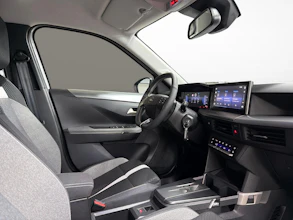 https://vehicle.imgix.net/4373629/e0678b0e-b415-4c01-84fd-77fe3b2d06fb.jpg