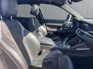 Alfa Romeo Stelvio 2.9 V6 Biturbo Q4 Quadrifoglio