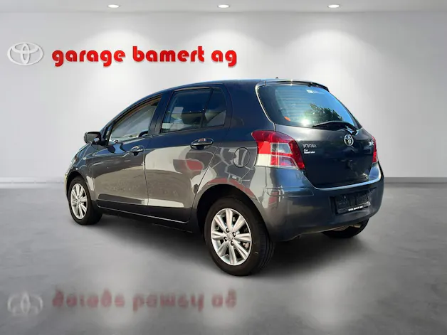 Toyota Yaris 1.33 VVT-i Linea Sol