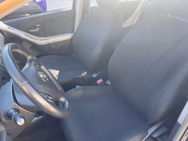 Toyota Yaris 1.33 VVT-i Linea Sol