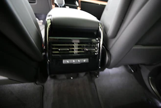 https://vehicle.imgix.net/4373652/95bcb3e9-4a7a-4098-bb15-c0fb97bf22fe.jpg