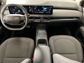 https://vehicle.imgix.net/4373667/74feffa8-4c91-4176-bd42-fb97c182dda8.jpg
