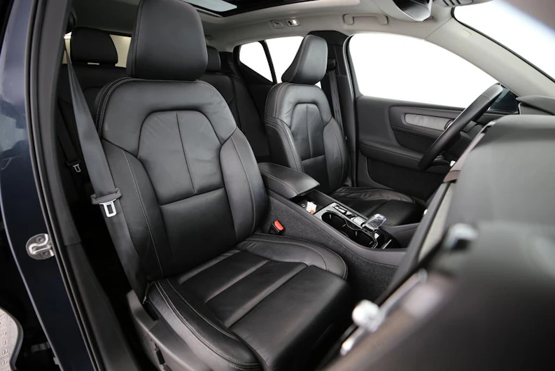 Fahrzeugbild VOLVO XC40