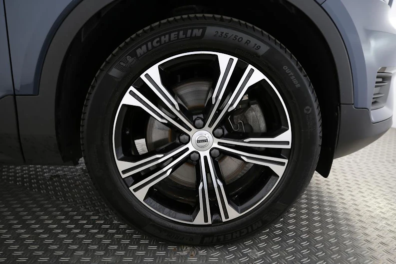 Fahrzeugbild VOLVO XC40