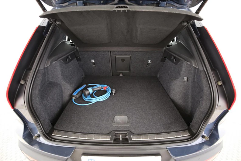 Fahrzeugbild VOLVO XC40