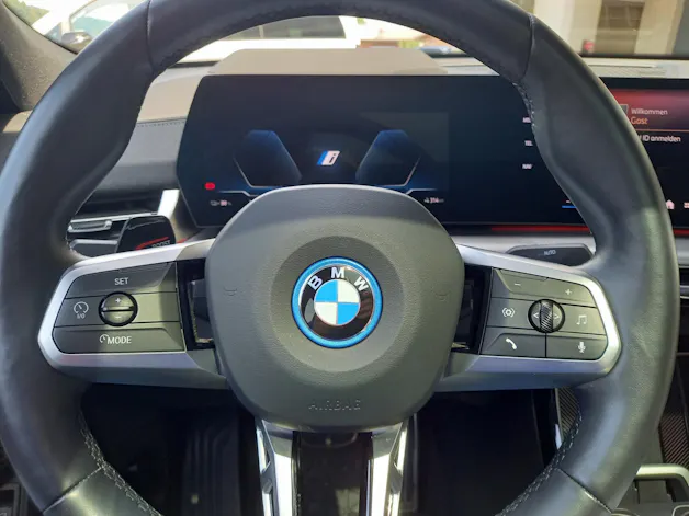 BMW iX2 30 xDrive