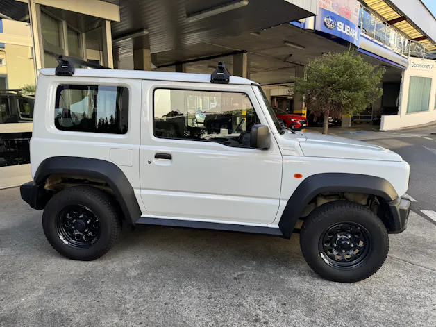 Suzuki Jimny 1.5 Compact+