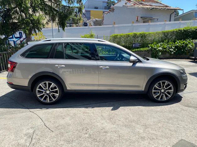 Škoda Octavia Scout 2.0 TSI 190 4x4 DSG