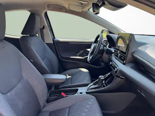 Toyota Yaris 1.5 VVT-i HSD Trend