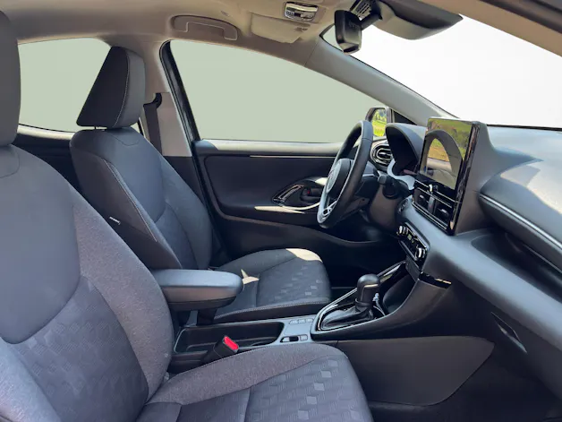 Toyota Yaris 1.5 VVT-i HSD Trend
