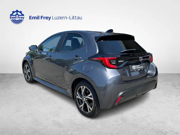 Toyota Yaris 1.5 VVT-i HSD Trend
