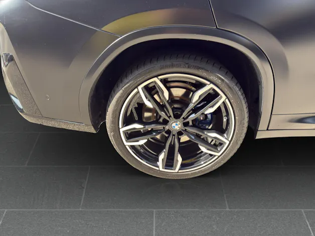 BMW X4 M40d