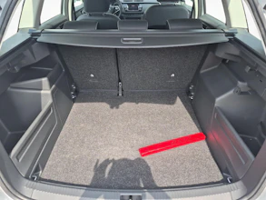 https://vehicle.imgix.net/4373741/68bc02b2-8078-4ff9-905d-828ba2608b64.jpg