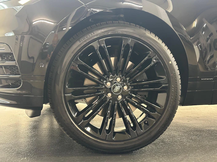 Fahrzeugbild LAND ROVER RANGE ROVER VELAR