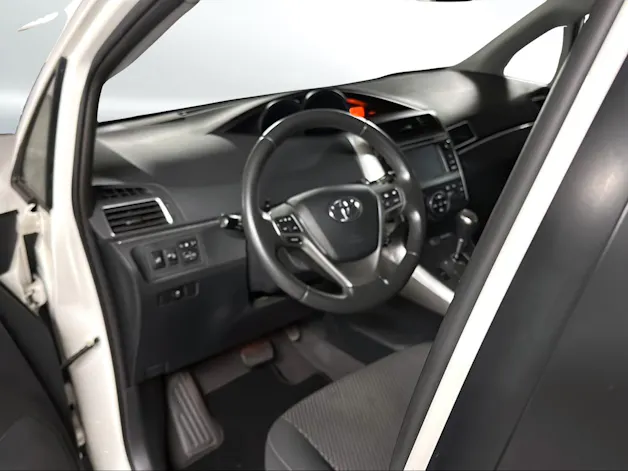 Toyota Verso 1.8 VVT-i Trend MiD 7P