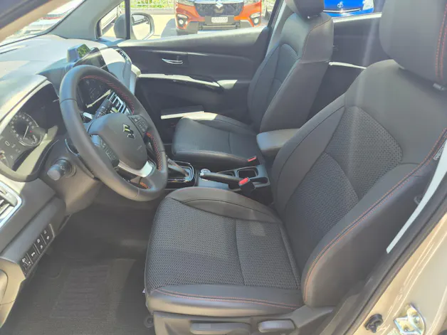 Suzuki S-Cross 1.4 T Black Edition Top Hybrid 4x4
