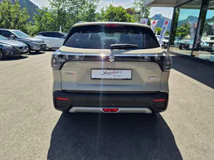 Suzuki S-Cross 1.4 T Black Edition Top Hybrid 4x4