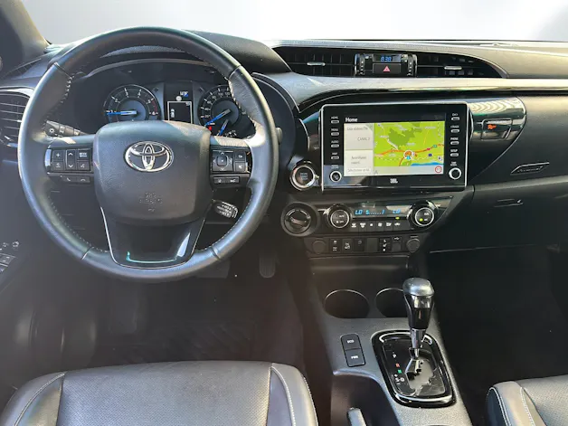 Toyota Hilux Double Cab.-Pick-up 2.8 D-4D 230 Invincible