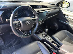 Toyota Hilux Double Cab.-Pick-up 2.8 D-4D 230 Invincible