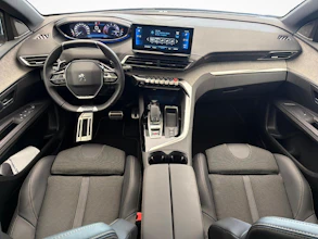 https://vehicle.imgix.net/4373794/106dcfa6-f050-434e-bd59-a261a43f8b5d.jpg