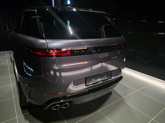 Land Rover Range Rover Sport 4.4 V8 SV