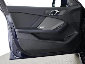 https://vehicle.imgix.net/4373809/4bc62426-1de0-4157-9d5b-843e9e280cad.jpg