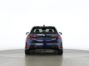 https://vehicle.imgix.net/4373809/75e26a35-c183-442b-9187-d66673396629.jpg
