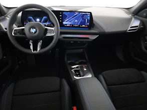 https://vehicle.imgix.net/4373809/79622b01-280d-414b-a475-ef440ffbd2f2.jpg