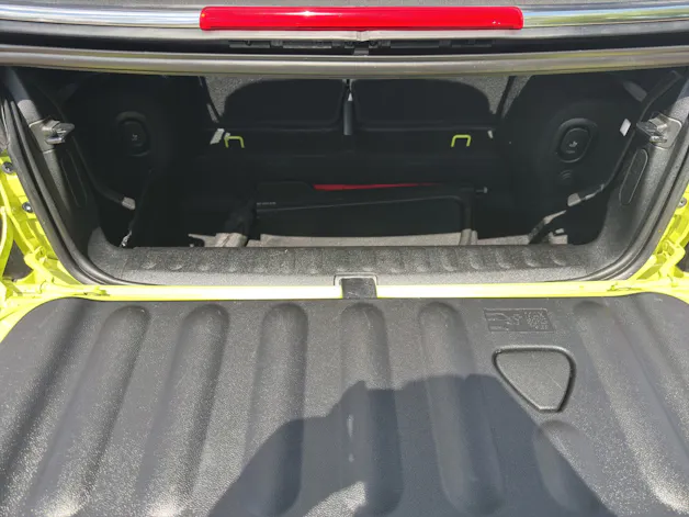 Mini Cabrio F57 2.0i John Cooper Works JOHN COOPER WORKS TRIM