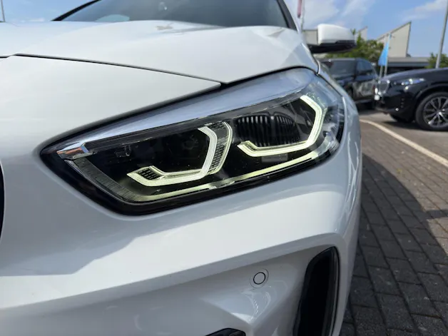 BMW 120d xDrive SAG