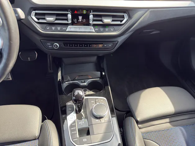 BMW 120d xDrive SAG