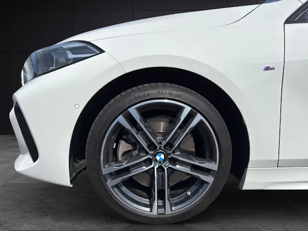 BMW 120d xDrive SAG