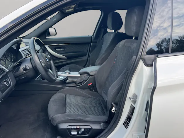 BMW 330i xDrive Gran Turismo / Top ausgestattet mit Pack M Sport / Pack Comfort / Pack Sicherheit / inkl. Winterräder Alu / Garantie