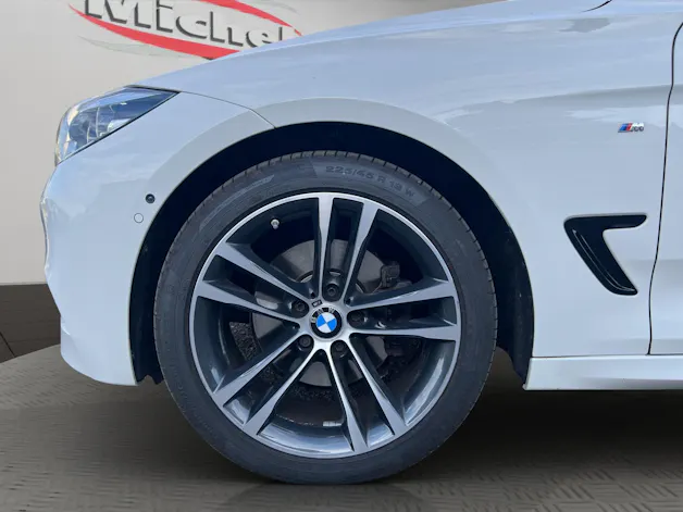 BMW 330i xDrive Gran Turismo / Top ausgestattet mit Pack M Sport / Pack Comfort / Pack Sicherheit / inkl. Winterräder Alu / Garantie
