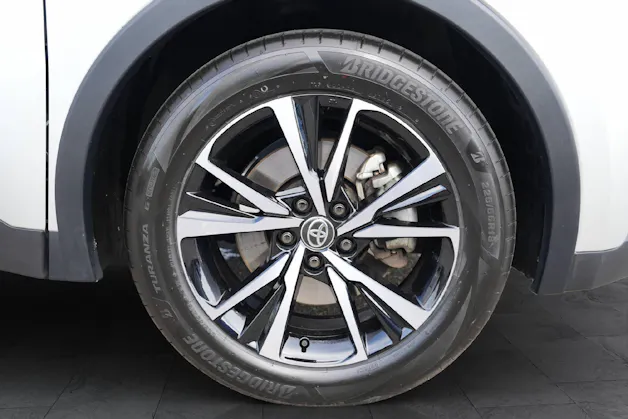 Toyota C-HR 2.0 PHEV Swiss Edition