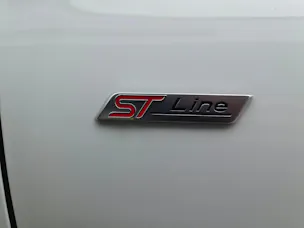 FORD Kuga 2.5 Hybrid ST-Line X 4x4