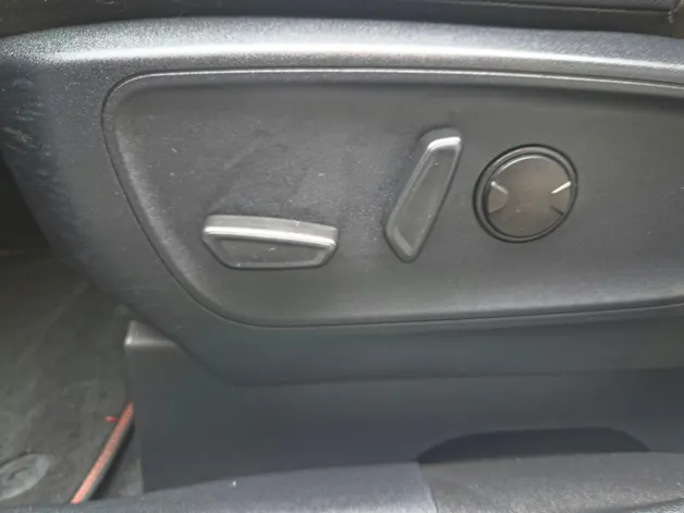 FORD Kuga 2.5 Hybrid ST-Line X 4x4