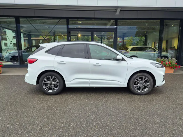 FORD Kuga 2.5 Hybrid ST-Line X 4x4