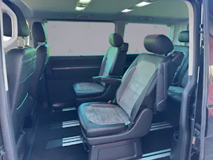 VW T6.1 Multivan 2.0 TDI 199 Highline DSG 4m "Bulli"