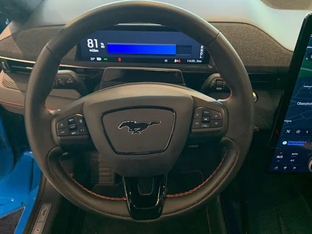 Ford Mustang Mach-E Premium AWD