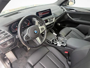 https://vehicle.imgix.net/4373917/8974513a-949a-408b-9fd3-6172879bc89b.jpg