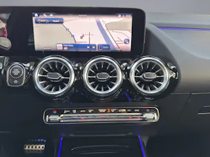 Mercedes-Benz GLA 200 Night Star AMG Line