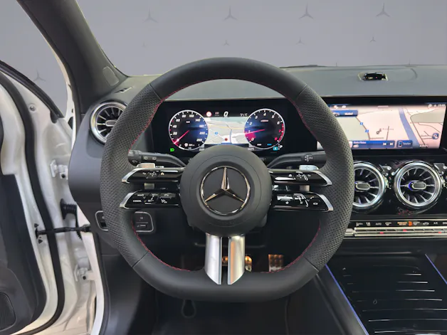Mercedes-Benz GLA 200 Night Star AMG Line