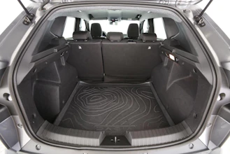 https://vehicle.imgix.net/4373950/17146514-98a6-437d-82ad-866e947c7204.jpg
